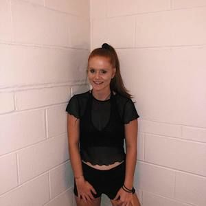 Meet your Posher, Kendra